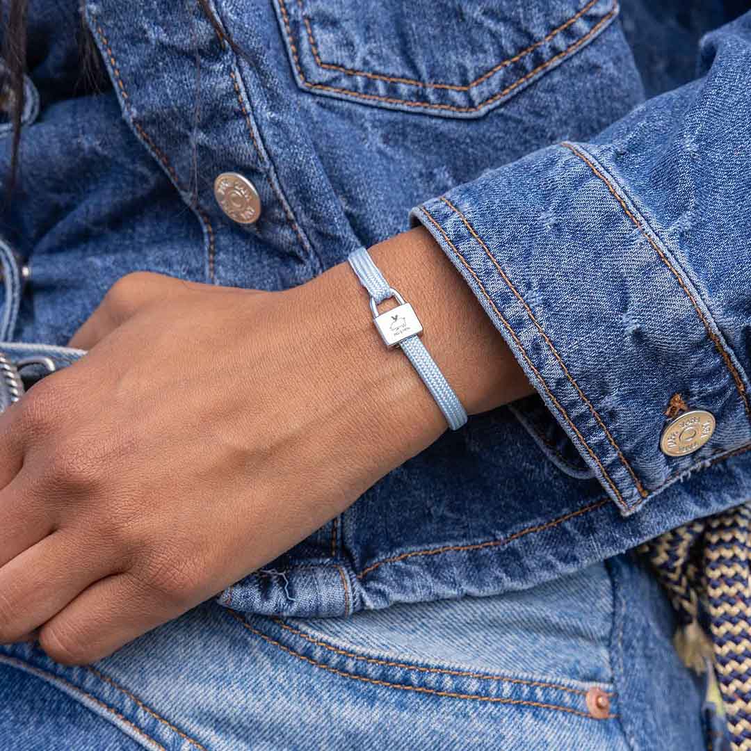 Billy Womens Bracelet